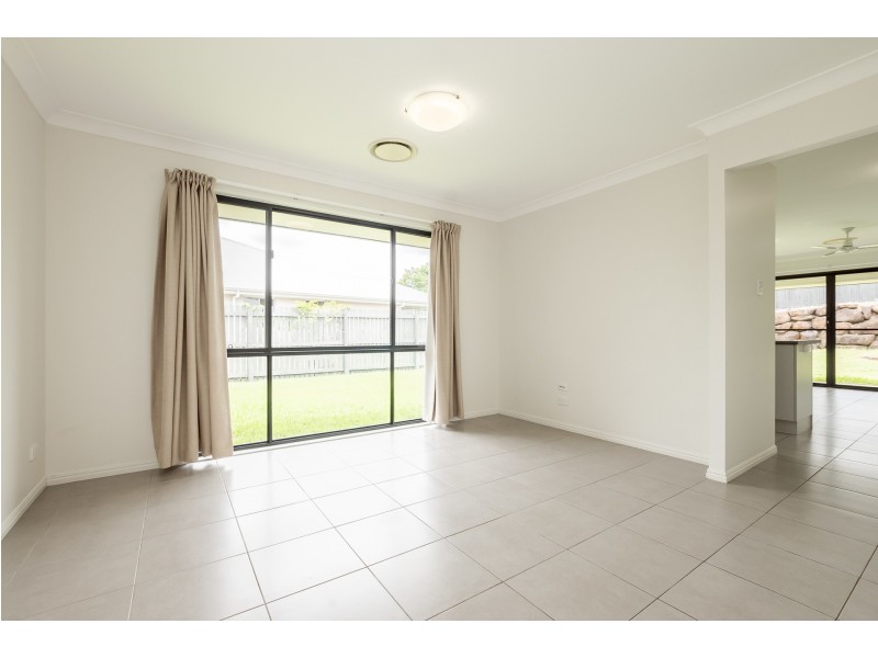 6 Beatle Parade, Calliope QLD 4680