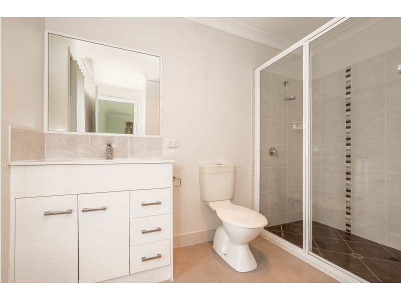 6 Beatle Parade, Calliope QLD 4680