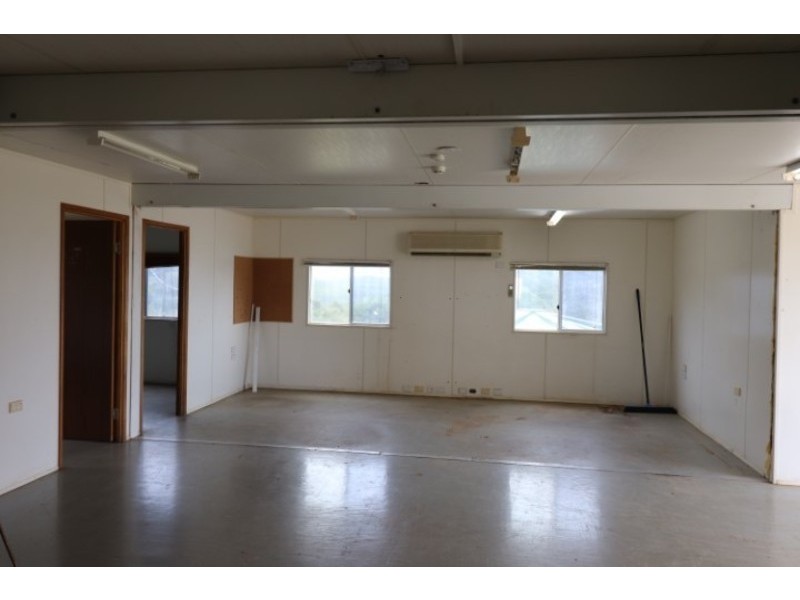 32 McEachran Road, West Stowe QLD 4680
