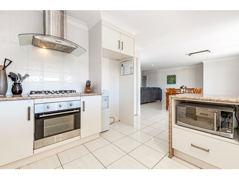 13 Central Avenue, Calliope QLD 4680