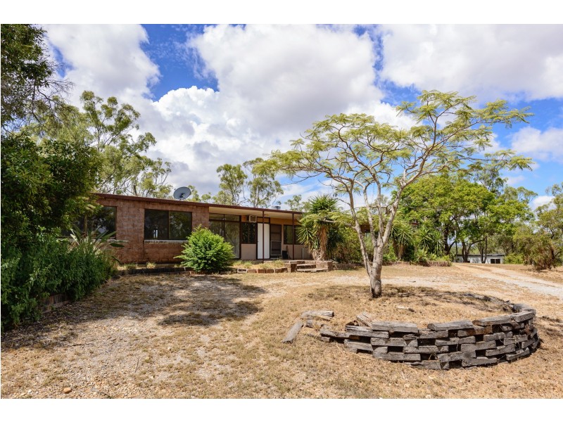 20 Aquarius Avenue, River Ranch QLD 4680