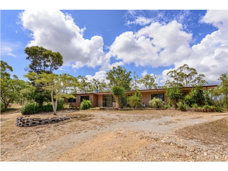 20 Aquarius Avenue, River Ranch QLD 4680