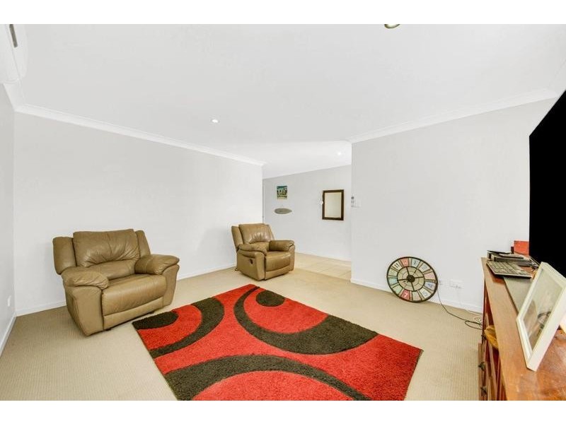 25 Woodward Ave, Calliope QLD 4680