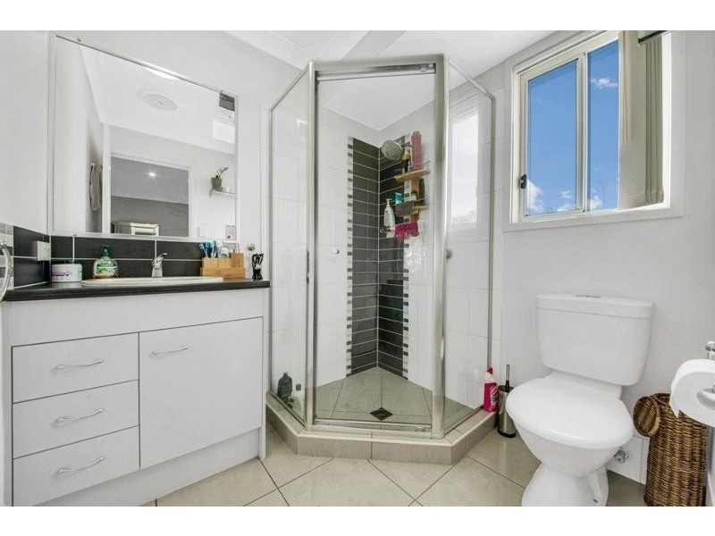 25 Woodward Ave, Calliope QLD 4680
