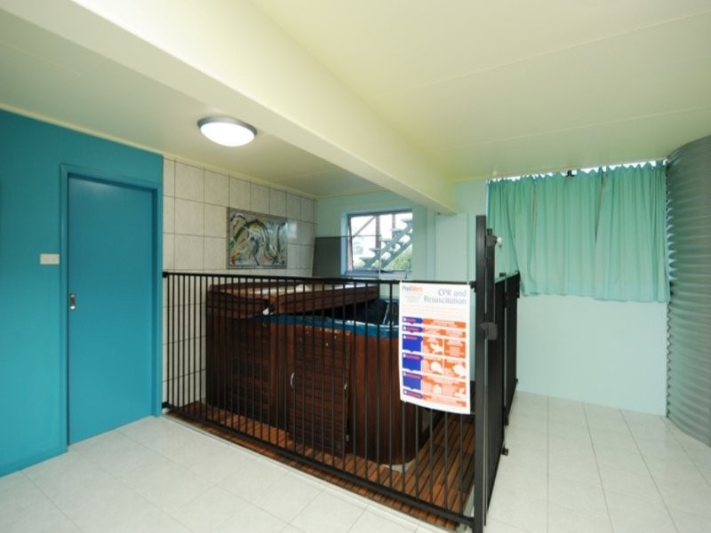 6 Wyndham Avenue, Beecher QLD 4680