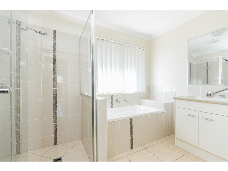 4 Canal Street, Calliope QLD 4680