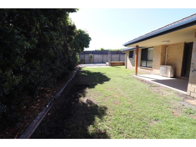 16 Bridgeman Place, New Auckland QLD 4680