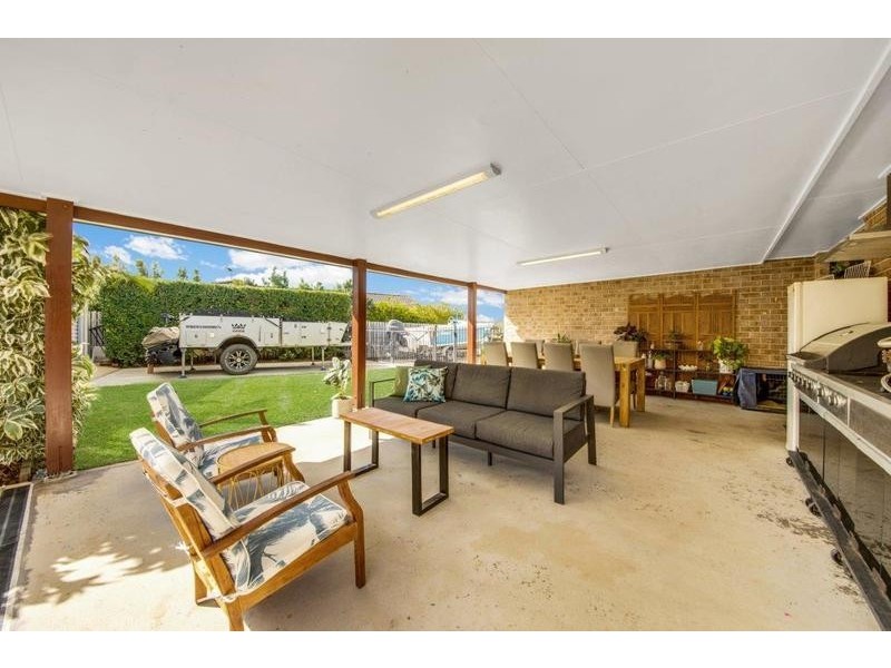 18 Central Ave, Calliope QLD 4680