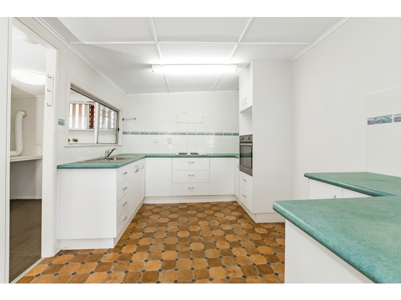 21 Ocean Street, Tannum Sands QLD 4680