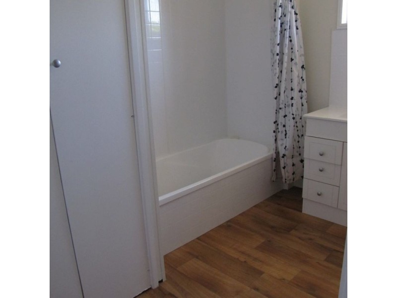 8 Archer Street, Calliope QLD 4680