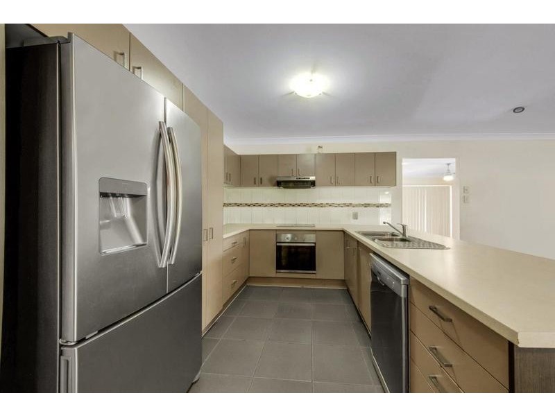 8 London Close, Calliope QLD 4680