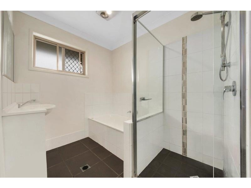 8 London Close, Calliope QLD 4680