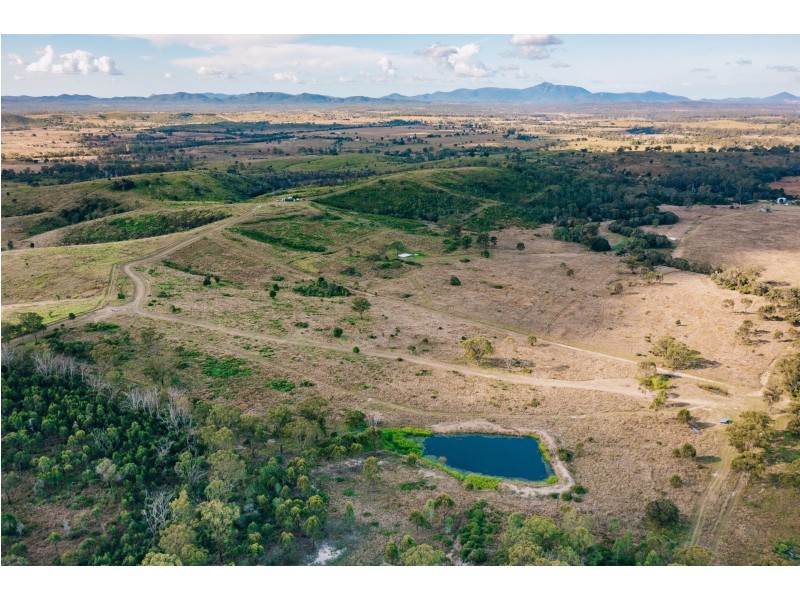 80 Dunnetts Road, Machine Creek QLD 4695