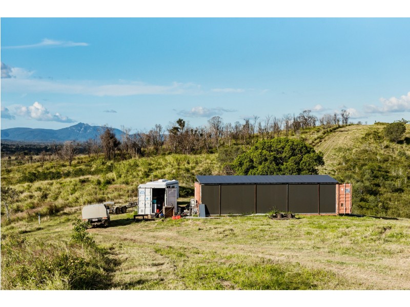 80 Dunnetts Road, Machine Creek QLD 4695