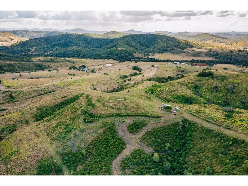 80 Dunnetts Road, Machine Creek QLD 4695