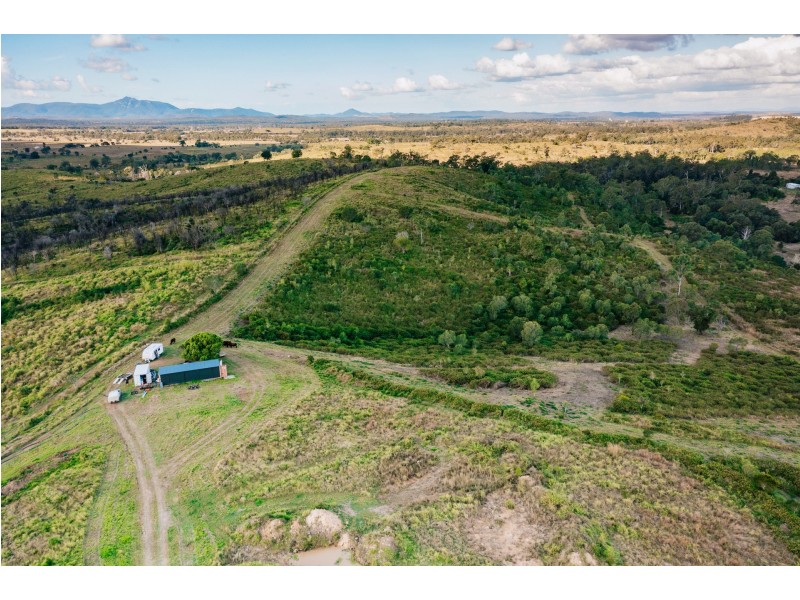 80 Dunnetts Road, Machine Creek QLD 4695