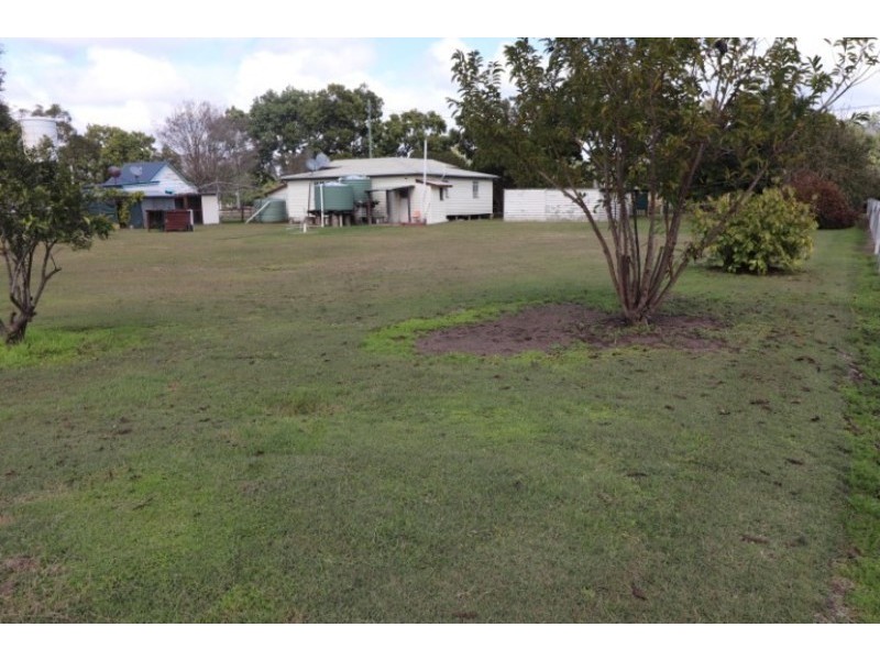 20 – 22 Degalgil Street, Boyne Valley QLD 4680