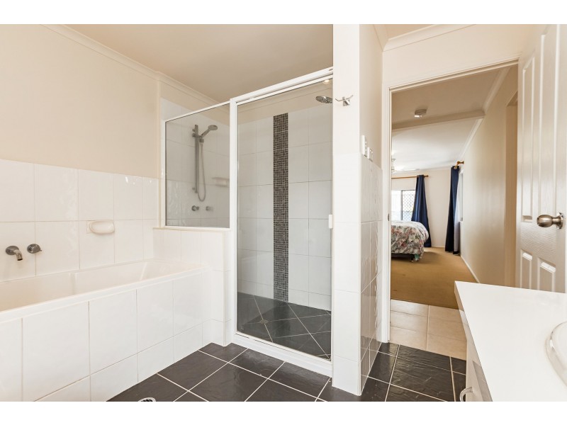 4 Pujolas Street, Calliope QLD 4680