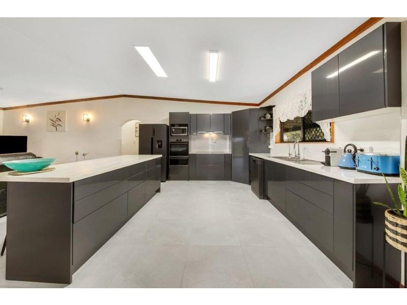 2590 Dawson Highway, Calliope QLD 4680