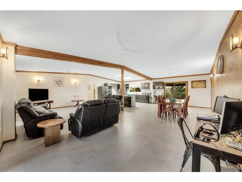 2590 Dawson Highway, Calliope QLD 4680