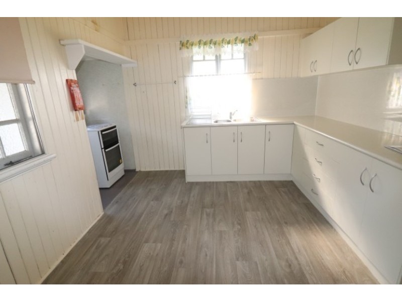 183 Oaka Street, South Gladstone QLD 4680