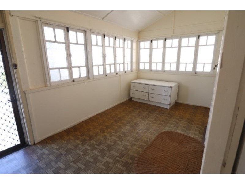 183 Oaka Street, South Gladstone QLD 4680