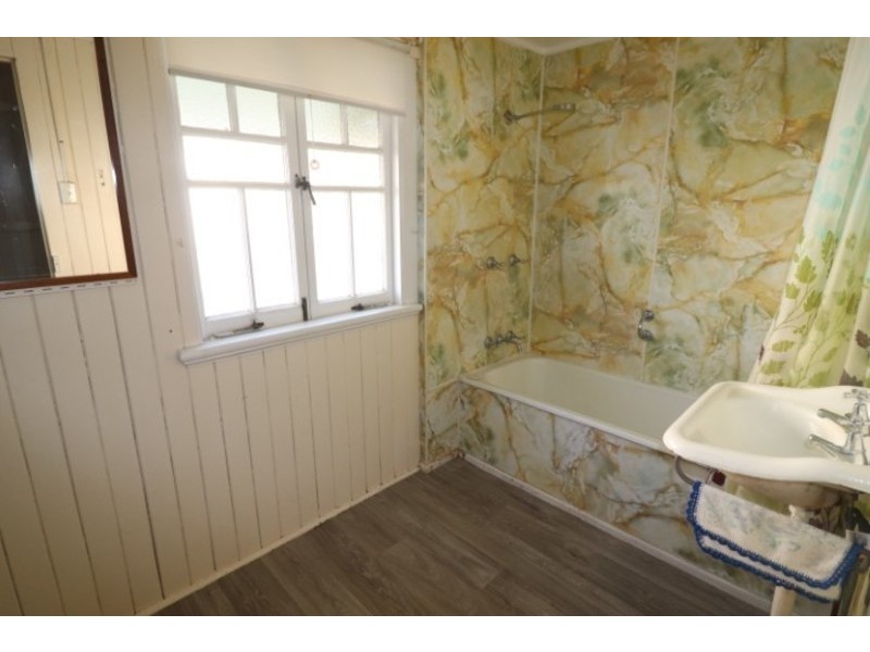 183 Oaka Street, South Gladstone QLD 4680