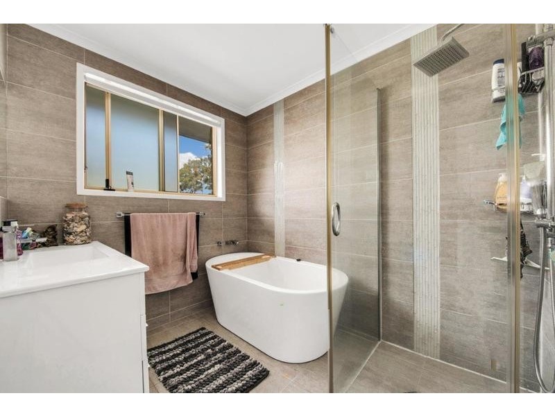 17 Brown Street, Calliope QLD 4680