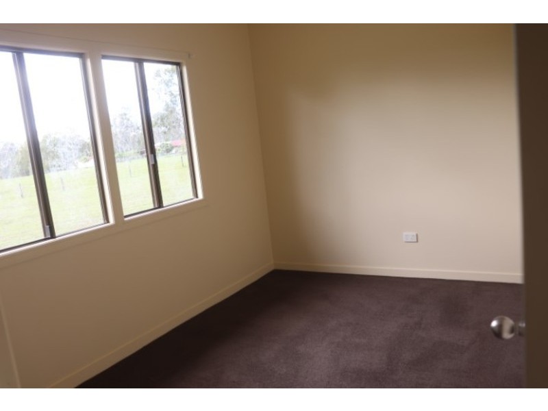 60 Jefferis Road, Beecher QLD 4680