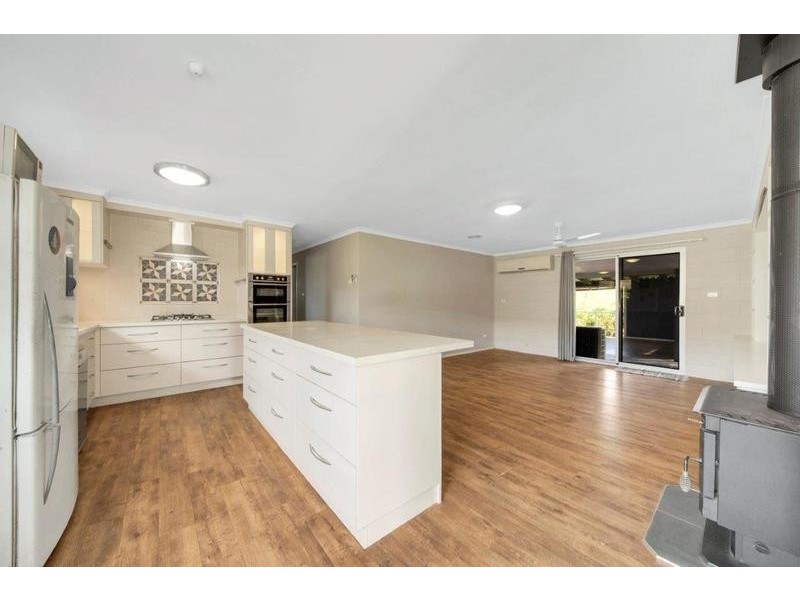 47 Leslie Road, Wooderson QLD 4680