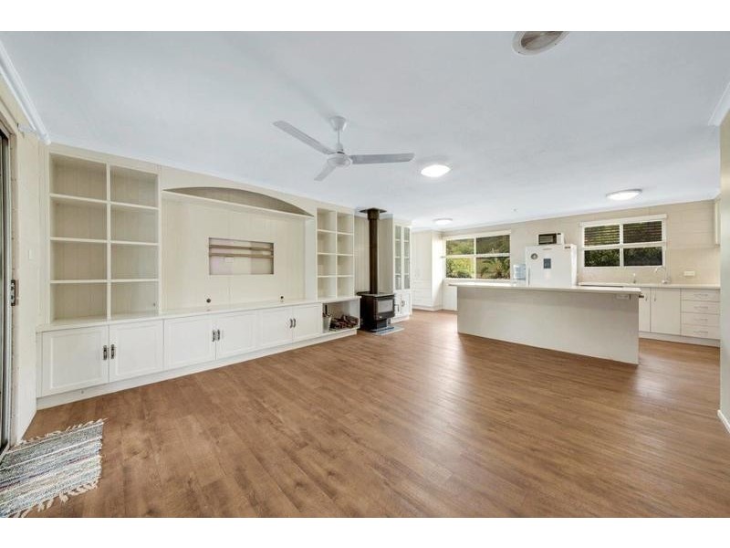 47 Leslie Road, Wooderson QLD 4680