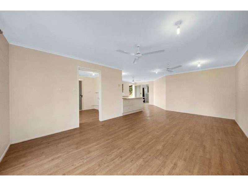 47 Leslie Road, Wooderson QLD 4680