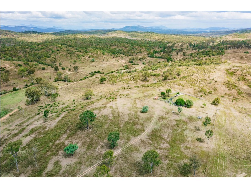 737 Deep Creek Road, Wooderson QLD 4680