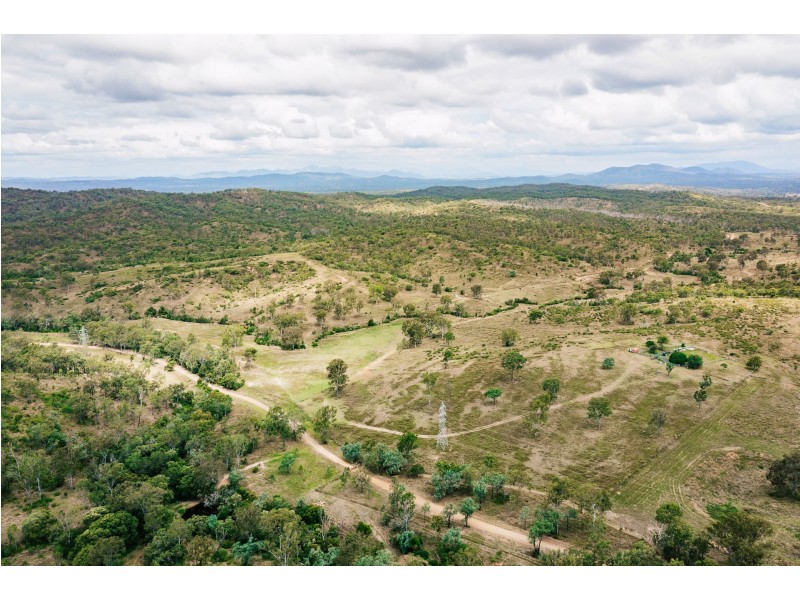 737 Deep Creek Road, Wooderson QLD 4680