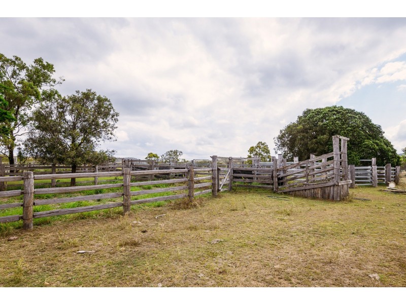 737 Deep Creek Road, Wooderson QLD 4680