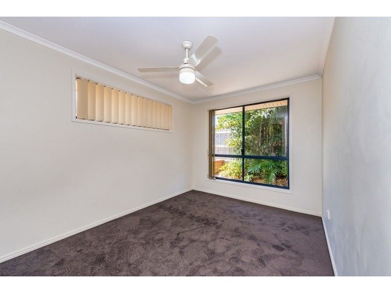 16 Bridgeman Place, New Auckland QLD 4680