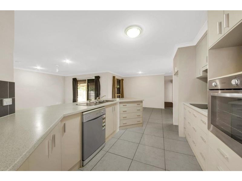 17 Sun Court, Calliope QLD 4680