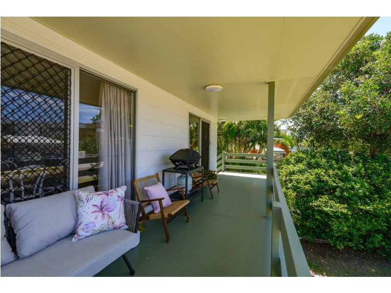 17 The Oaks Road, Tannum Sands QLD 4680