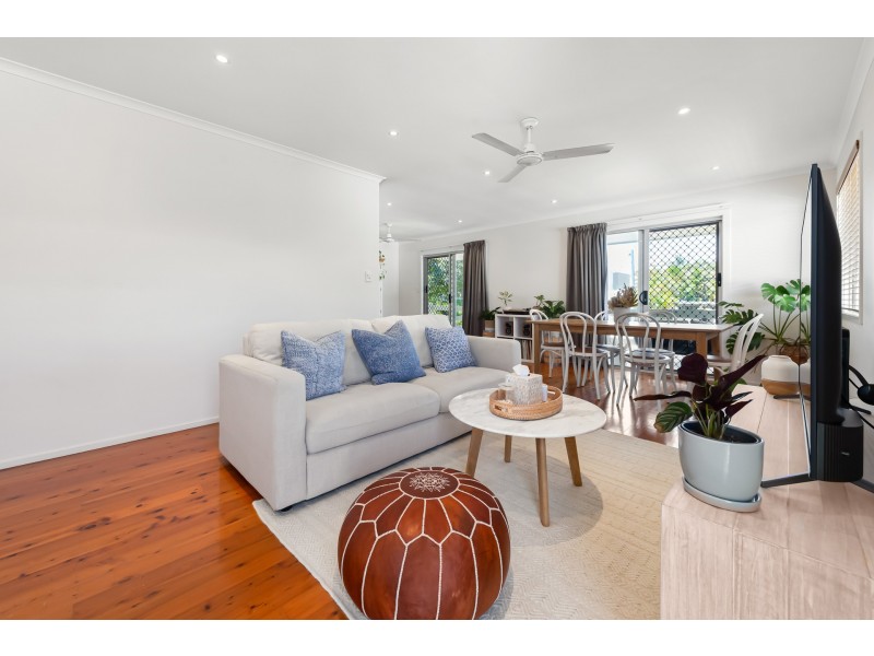 17 The Oaks Road, Tannum Sands QLD 4680