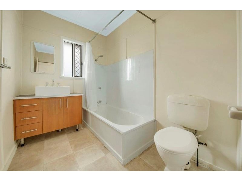 17 Muirhead Street, Calliope QLD 4680