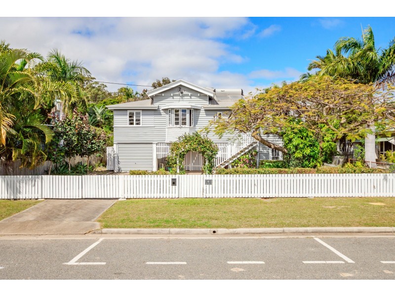 6 Ferris Street, Gladstone QLD 4680