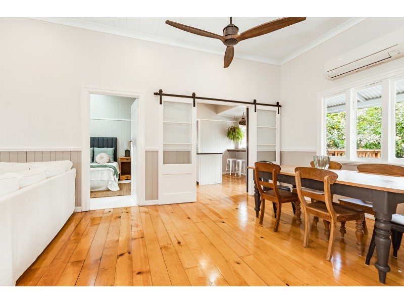 6 Ferris Street, Gladstone QLD 4680