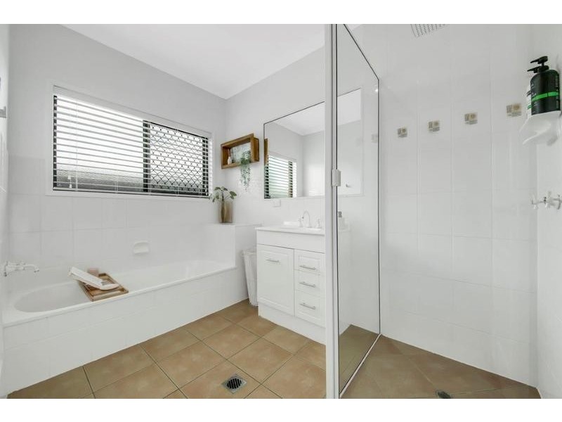 48 Central Ave, Calliope QLD 4680