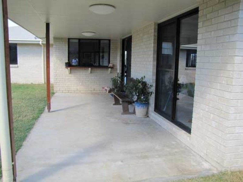 52 Central Avenue, Calliope QLD 4680