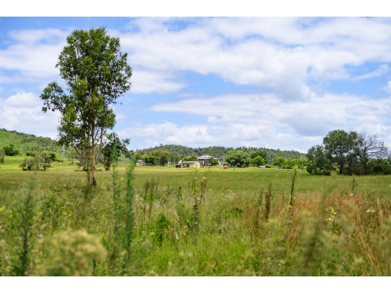 397 Potters Road, Wooderson QLD 4680