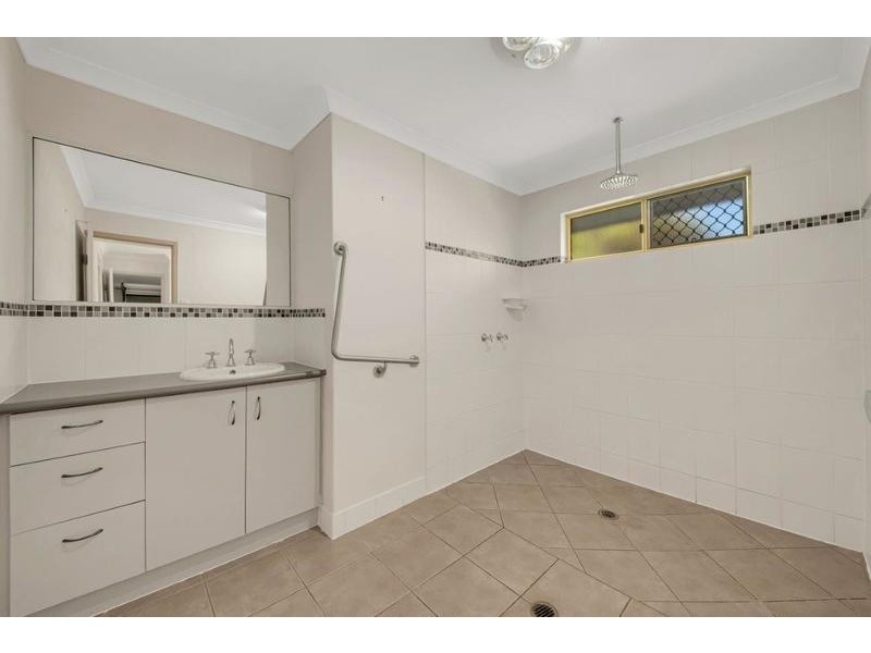 8 Terina Court, Calliope QLD 4680