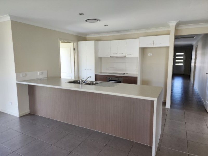 11 Woodward Avenue, Calliope QLD 4680