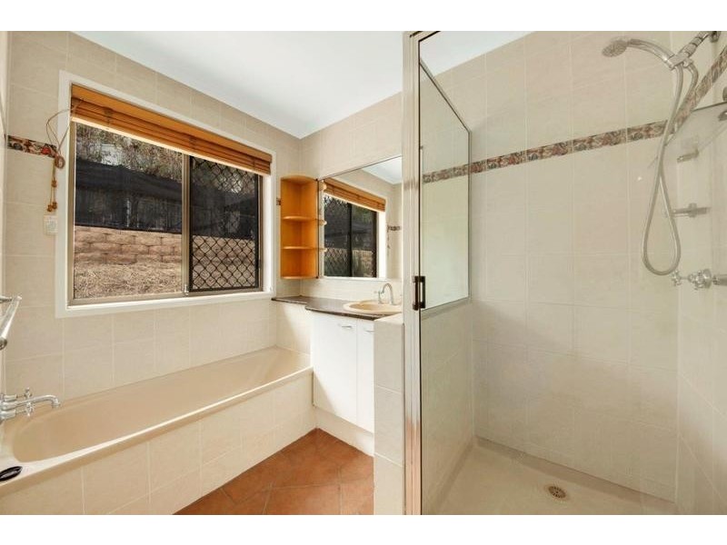 45-47 Wilson Street, New Auckland QLD 4680