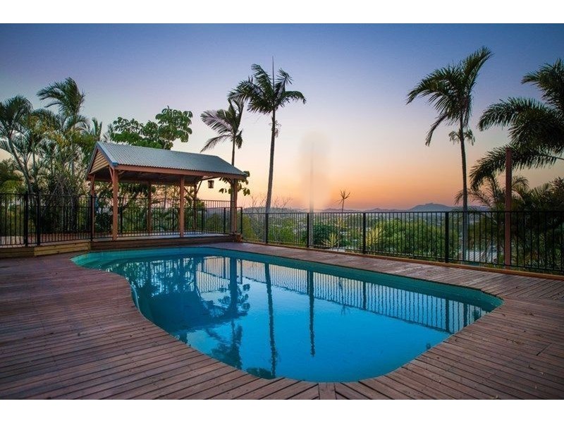 45-47 Wilson Street, New Auckland QLD 4680