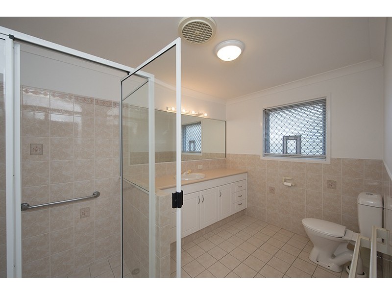 134 OAKA LANE, Gladstone QLD 4680